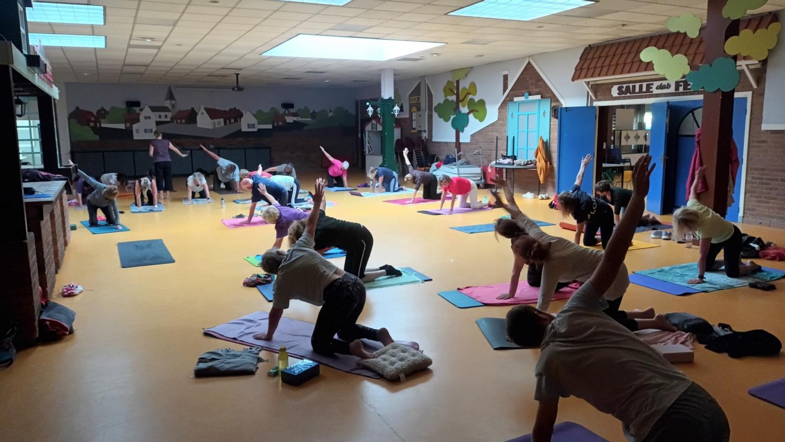 Séance de yoga le mercredi, au Pont Loby